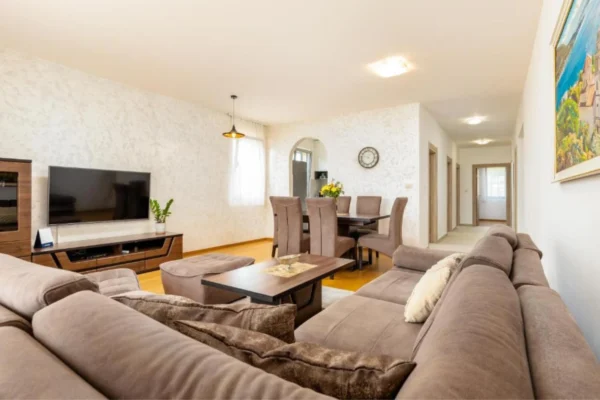 Apartamenty Katunjanin - obrazek 2