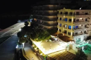 Hotel Kalemis Beachside