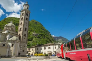 Bernina Express w Tirano, Włochy