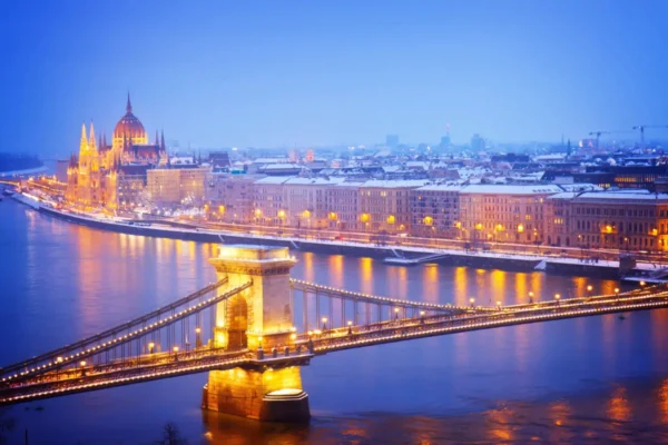 Jarmark świąteczny - Budapeszt z noclegiem